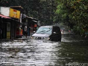 Penampakan Banjir yang Merendam Kawasan Tanjung Priok