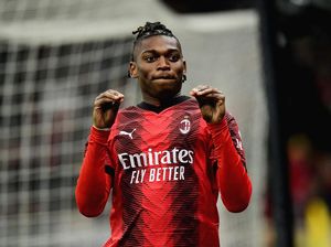 Barcelona Harus Pilih, Rafael Leao atau Nico Williams