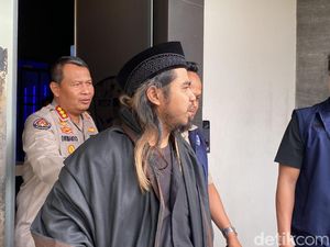 Gus Samsudin Ternyata Pembuat Skenario Konten Boleh Tukar Pasangan Gus Samsudin Ternyata Pembuat Skenario Konten Boleh Tukar Pasangan