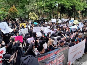 Perjuangan Guru Mala Mencari Kejelasan Usai Lolos Seleksi PPPK