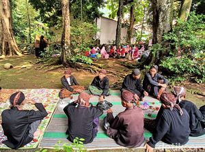 Jelang Ramadan, Warga Karanggude Kulon Banyumas Sadranan di Makam Kabunan Jelang Ramadan, Warga Karanggude Kulon Banyumas Sadranan di Makam Kabunan