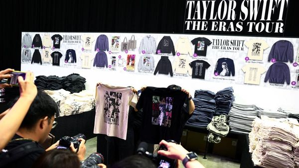 Siap Berburu Merchandise Taylor Swift di Konser Eras Tour Singapura