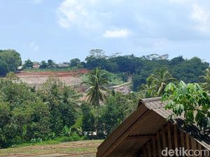 Warga Karangkamulyan Ciamis Keluhkan Bau TPA Cibeureum Banjar Warga Karangkamulyan Ciamis Keluhkan Bau TPA Cibeureum Banjar
