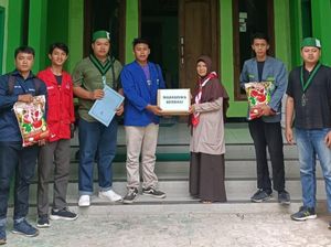 Aliansi BEM Pacitan Gelar Bakti Sosial Santuni Anak Yatim Aliansi BEM Pacitan Gelar Bakti Sosial Santuni Anak Yatim