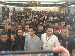 Gibran ke Relawan: Tidak Lagi Calon Nanti Ketergantungan pada Partai