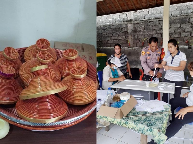 Iptu I Wayan membina warga untuk bikin kerajinan tangan dari barang bekas.