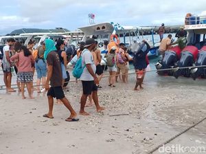 Turis Asing Wajib Bayar Retribusi Sebelum Tiba di Nusa Penida Turis Asing Wajib Bayar Retribusi Sebelum Tiba di Nusa Penida