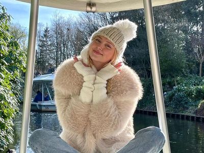 Liburannya Model Playboy Hieke Konings, yang Ngaku Dicium Leonardo DiCaprio