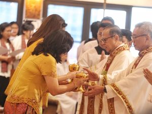 Momen Peresmian Kapel Santo Albertus Magnus Atma Jaya