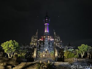 Monumen Bajra Sandhi di Malam Hari Tetap Cantik Jelita Monumen Bajra Sandhi di Malam Hari Tetap Cantik Jelita