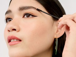 Rekomendasi Produk yang Bikin Alis Cetar Seharian dan Cocok Dipakai Pemula