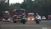 Atraksi Respon Cepat 7 Menit Tim Pemadam Kebakaran dan Penyelamatan