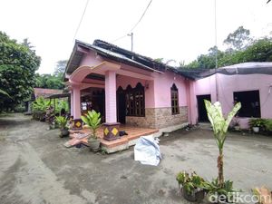 Kata Pemilik Rumah Lokasi Syuting soal Konten Tukar Pasangan Gus Samsudin Kata Pemilik Rumah Lokasi Syuting soal Konten Tukar Pasangan Gus Samsudin