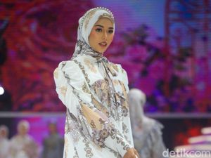 10 Koleksi Busana Shella Saukia, Saat Crazy Rich Aceh Jadi Desainer