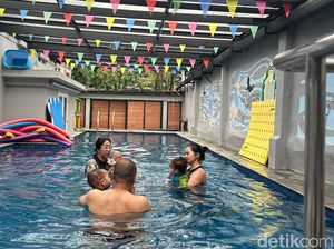 Pakar Tak Sarankan Anak Berenang Pakai Pelampung, Ini Alasannya Pakar Tak Sarankan Anak Berenang Pakai Pelampung, Ini Alasannya