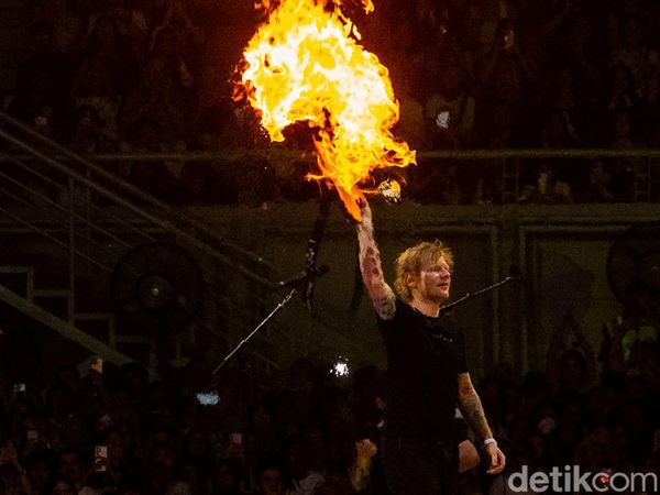 Ed Sheeran Sukses Hentak Jakarta!
