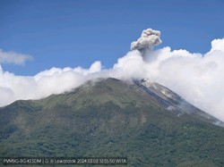 Gempa Vulkanik Gunung Ile Lewotolok Meningkat