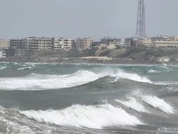 Israel Gempur Pantai Suriah, Tewaskan 3 Orang Termasuk Personel Iran