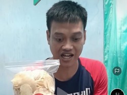 Nestapa Kurnia Meiga, Dulu Lelang Medali Kini Jual Kerupuk Emping