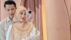 7 Potret Cantik Larissa Chou Pamer Baby Bump di Kehamilan Kedua
