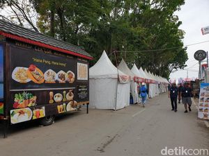 Cerita Pedagang Kuliner Raup Untung 100 Persen di Event F1 Powerboat Cerita Pedagang Kuliner Raup Untung 100 Persen di Event F1 Powerboat