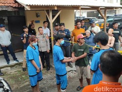 Didot Cs Jual Barang Branded Indri Raup Rp 68 Juta