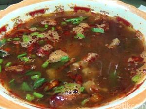 Pedas Segar! Soto Daging Kuah Merah yang Khas di Dieng Pedas Segar! Soto Daging Kuah Merah yang Khas di Dieng
