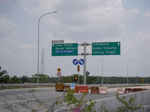 Besok Tol Lima Puluh-Kisaran Mulai Berbayar, Segini Tarifnya Besok Tol Lima Puluh-Kisaran Mulai Berbayar, Segini Tarifnya