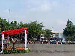 Wakapolda Metro Jaya Pimpin Apel Gelar Pasukan Operasi Keselamatan Jaya 2024