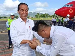 Momen Pria di Manado Lupakan Pacar Saat Nomor Ponselnya Diminta Jokowi