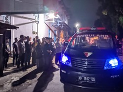 Usai Autopsi, Kakek Tewas di Selokan Klaten Dimakamkan