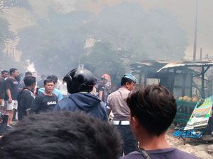 Puluhan Kamar Kos-Warung di Denpasar Ludes Dilalap Api