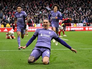 Klopp Senang Lihat Darwin Nunez Bungkam Chant Suporter Ini