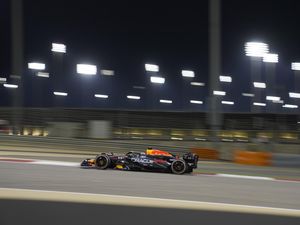 Hasil GP Bahrain: Tampil Dominan, Verstappen Juara Hasil GP Bahrain: Tampil Dominan, Verstappen Juara