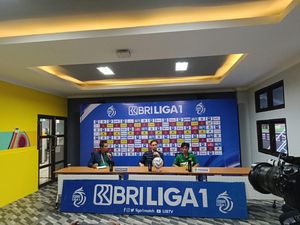 Liga 1: Paul Munster Sebut Persebaya Perlu Evaluasi Meski Menang Lawan PSS