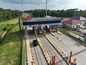 Pejuang Jalanan Penikmat Tol Trans Sumatera