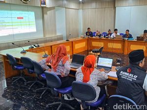 Mengintip Ruang ICU Tempat Membedah Suara Hasil Pemilu di Sukabumi