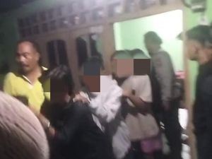 Markas Gangster di Gresik Digerebek Warga, Belasan Remaja Diamankan Polisi