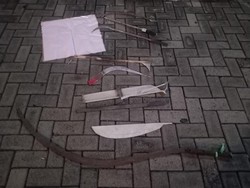 6 Sajam Disita Polisi dari Markas Gangster Gresik yang Digerebek Warga