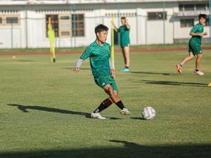 Respons Paul Munster soal Perginya Song Ui-young dari Persebaya Respons Paul Munster soal Perginya Song Ui-young dari Persebaya