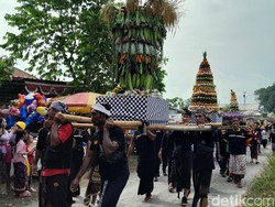 Sambut Nyepi, Umat Hindu Gelar Upacara Melasti di Umbul Geneng Klaten