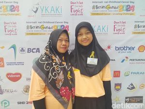 Kisah Haru Pengidap Limfoma Stadium 4 asal Jabar, Tetap Semangat Lanjutkan Sekolah Kisah Haru Pengidap Limfoma Stadium 4 asal Jabar, Tetap Semangat Lanjutkan Sekolah