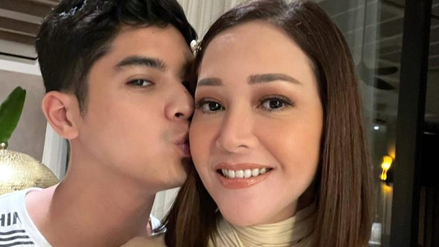 Berita Seputar Selebriti Insertlive Terkini : Reaksi Maia Estianty Saat Al Ghazali Dikritik Tak Tegas Biarkan Ibu Tak Hadir