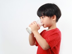 Video: Respon Warga Soal Minum Susu 2 Liter Bikin Tinggi: Terlalu To Much