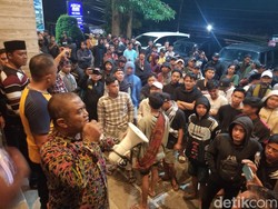 Duduk Perkara Massa Pendukung Caleg PAN Geruduk Lokasi Rekapitulasi Jember