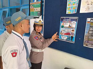 Edukasi Keselamatan Lalu Lintas, Polres Jombang Sasar 16 Sekolah Edukasi Keselamatan Lalu Lintas, Polres Jombang Sasar 16 Sekolah