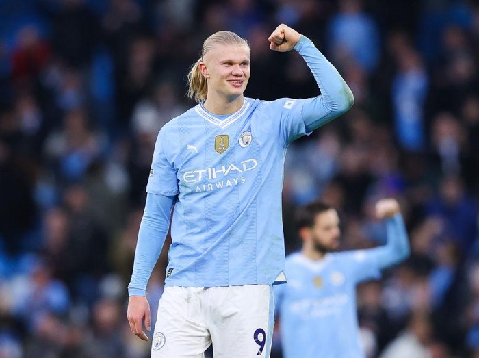MANCHESTER, ENGLAND - MARCH 03: Erling Haaland of Manchester City celebrates during the Premier League match between Manchester City and Manchester United at Etihad Stadium on March 03, 2024 in Manchester, England. (Photo by James Gill - Danehouse/Getty Images)