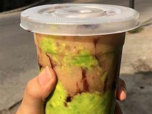 Segar Manis! 20 Alpukat Kocok Kaki Lima Mulai Rp 5.000an