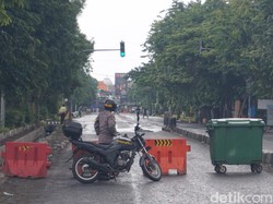 Jalan Gresik Krembangan Ditutup Dampak Ledakan di Asrama Brimob Surabaya