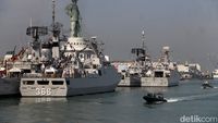 Koarmada II Gelar Admiral Inspection Jelang Pergantian Pimpinan